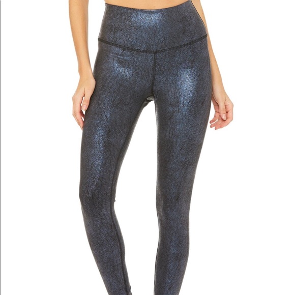 ALO high waisted airbrush legging-metallic - Picture 2 of 5